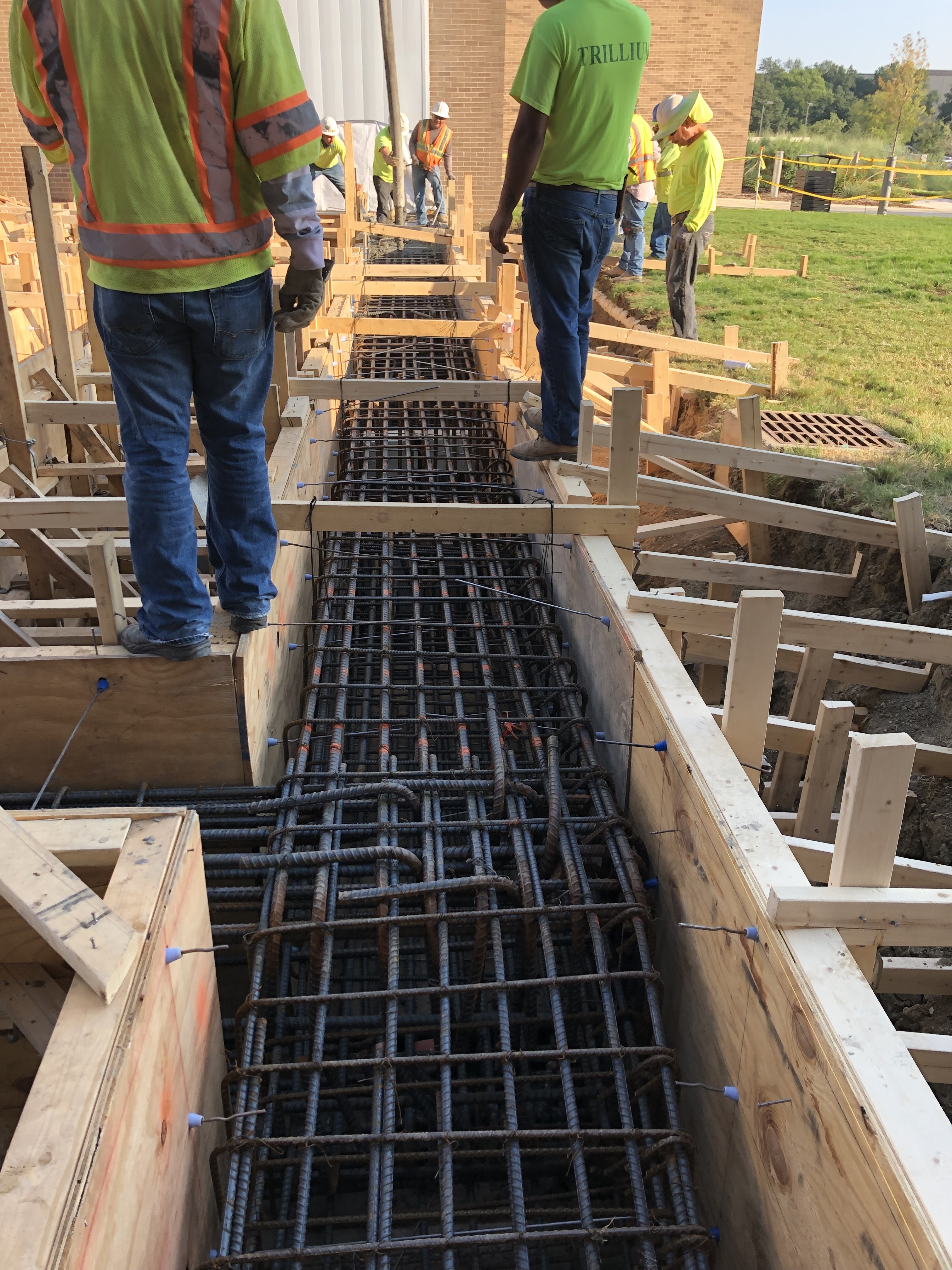 Trillium rebar beam crew