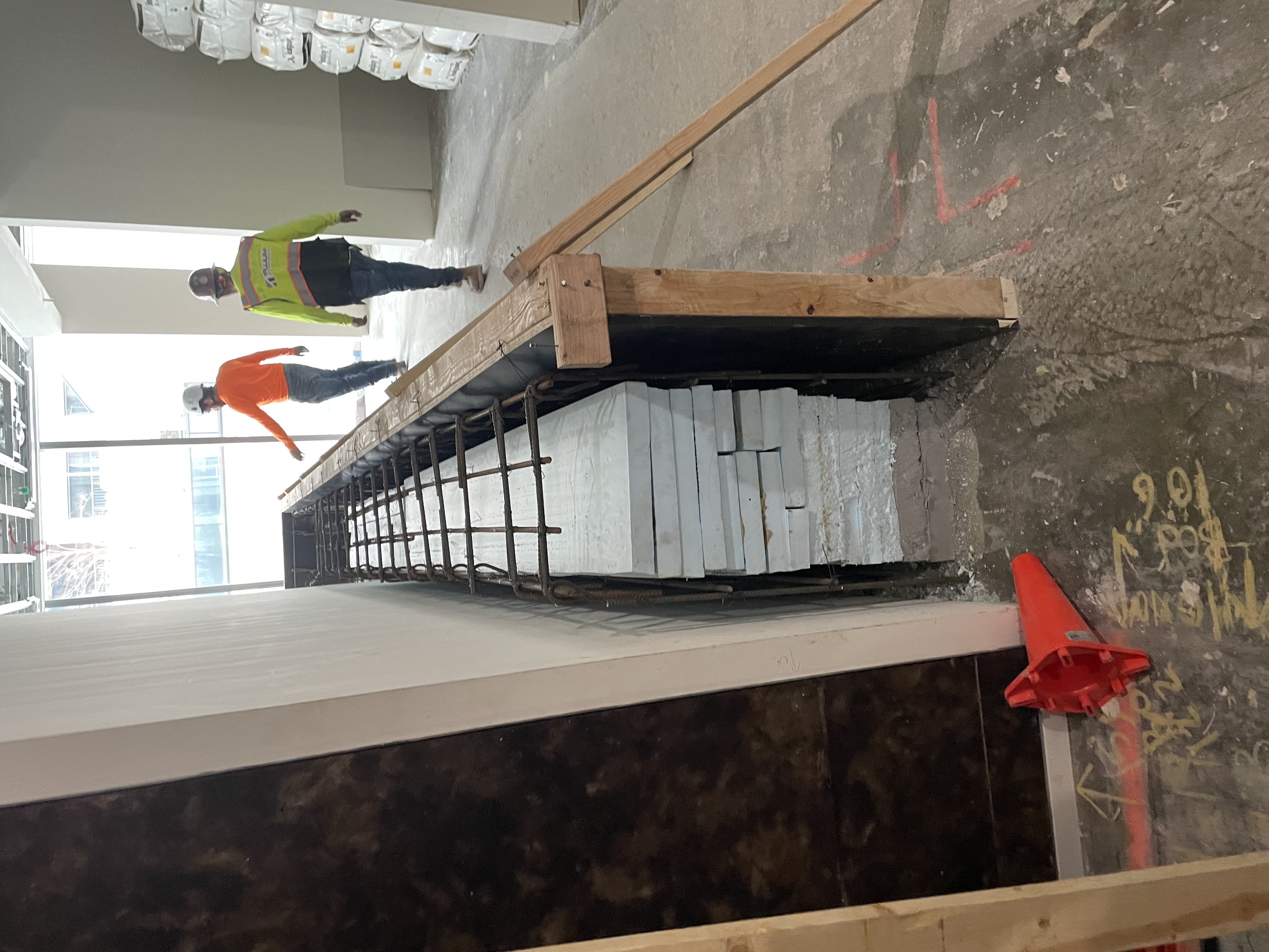 Trillium grade beam formwork
